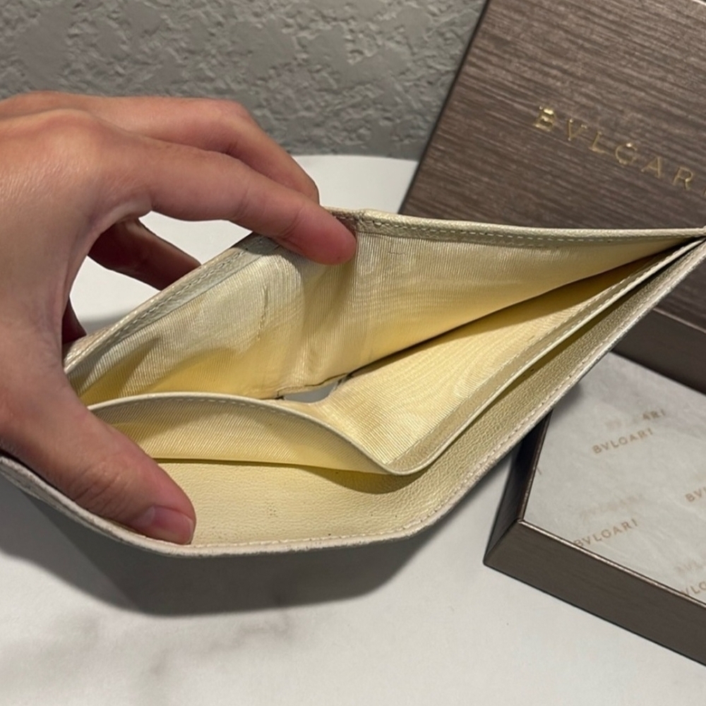 Bulgari Cream Leather Men's Wallet - Picture 9 of 13